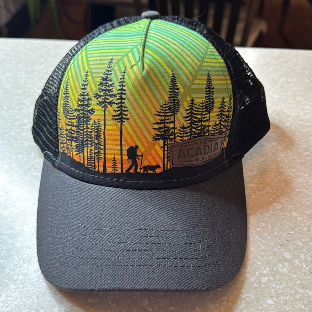 Acadia Trucker Hat Men’s / Unisex New